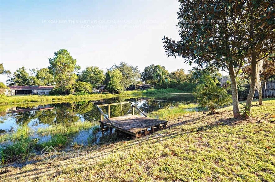 Building Photo - 5209 Windlaff Ave