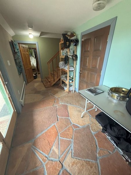 Building Photo - 456 Copperdale Ln