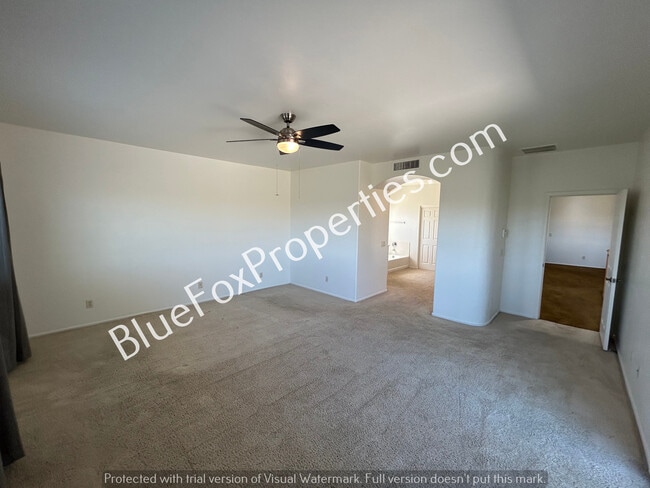 Building Photo - 2705 E Scenic Overlook Pl