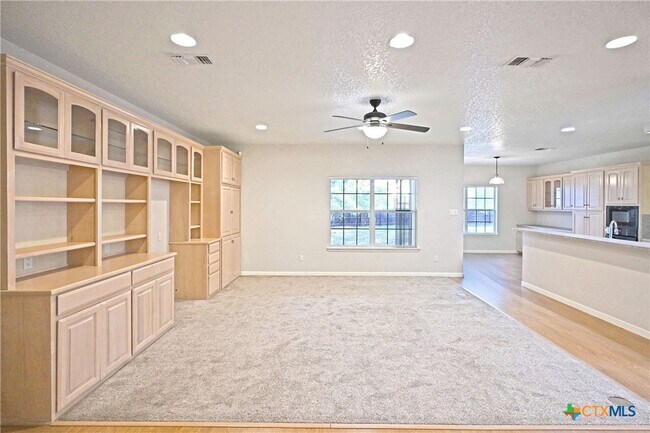 Building Photo - 2725 Diamond Trail