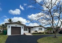 Building Photo - 5032 SW 94th Ave