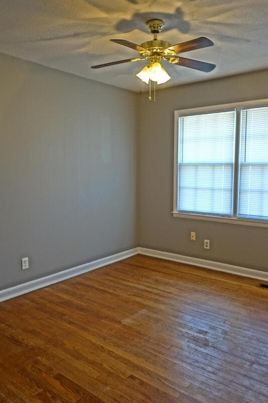 Building Photo - 732 W Arbor Dr NW