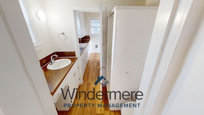 Building Photo - blal66