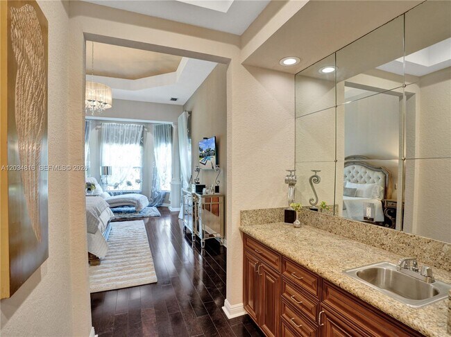 Building Photo - 14321 Jockey Cir