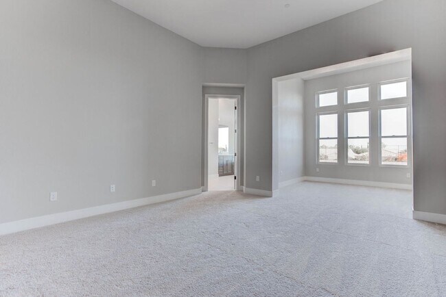 Building Photo - 4778 Outlook Peak St