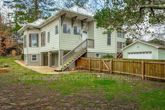 Building Photo - 1126 W Mississippi Ave