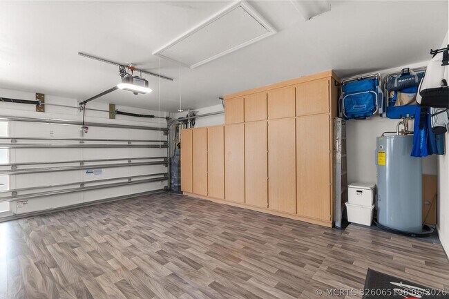 Building Photo - 23246 L'Ermitage Cir