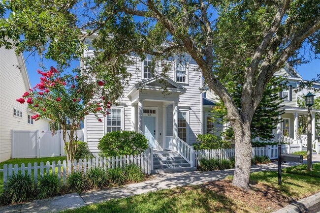 Primary Photo - 212 Ficus St