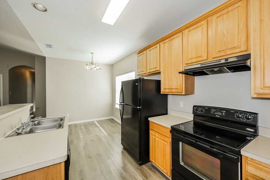 Building Photo - 9309 Rhoni Ct