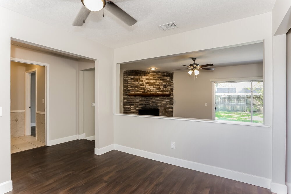 Building Photo - 2633 Grafton Dr