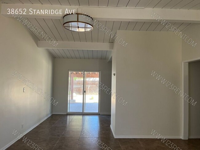 Building Photo - 38652 Stanridge Ave