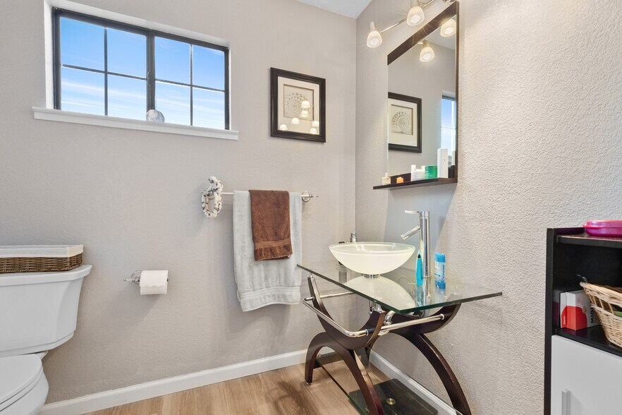 Building Photo - 9733 Northstar Ct