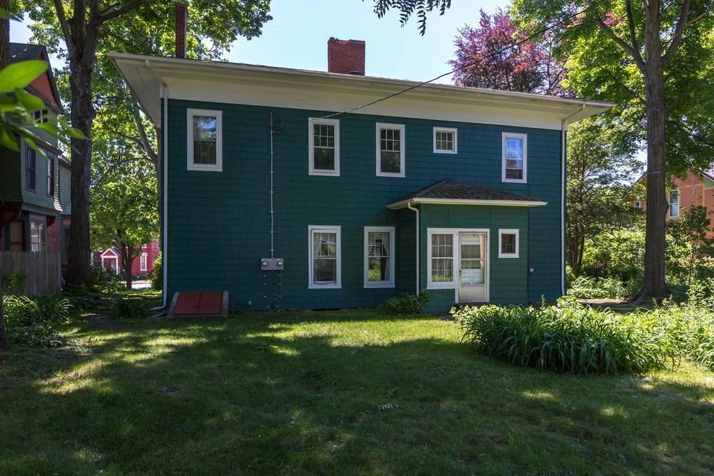 Building Photo - 314 w clinton st
