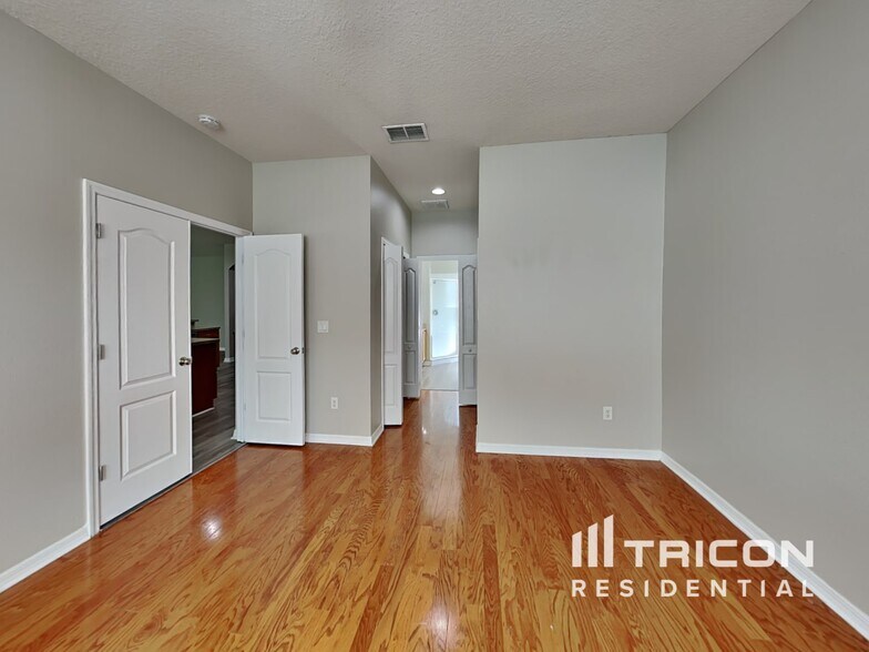 Building Photo - 449 Arch Ridge Loop
