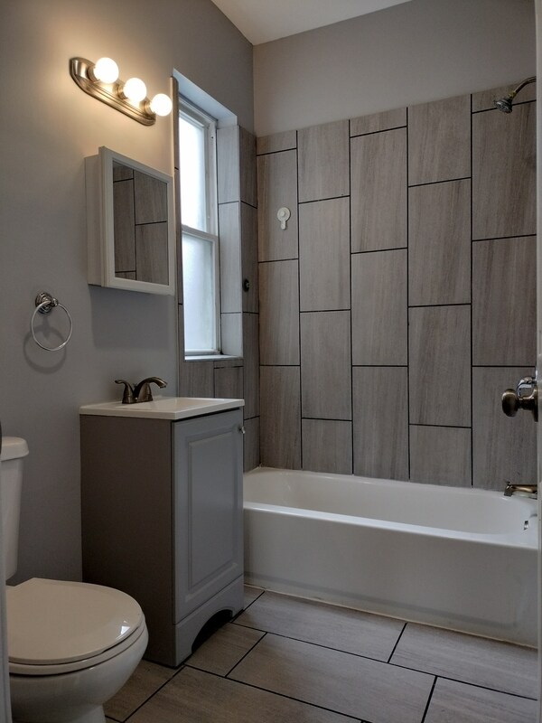 Building Photo - 6601 S Green St