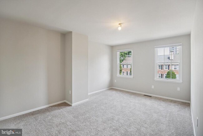 Building Photo - 5400 Wissahickon Ave