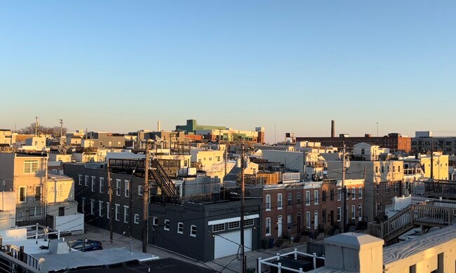 Rooftop deck - 1 E Randall St