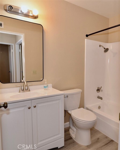 Building Photo - 2470 Coventry Cir