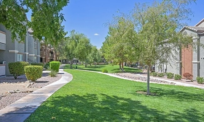 Building Photo - 555 E Silverado Ranch Blvd