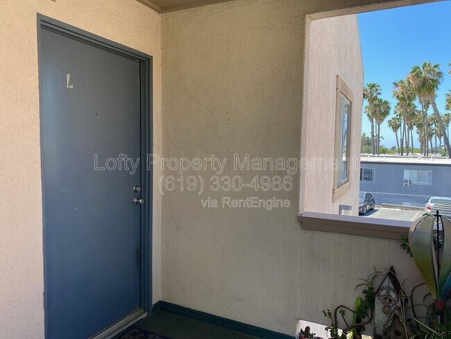 Building Photo - 3254 Ashford St