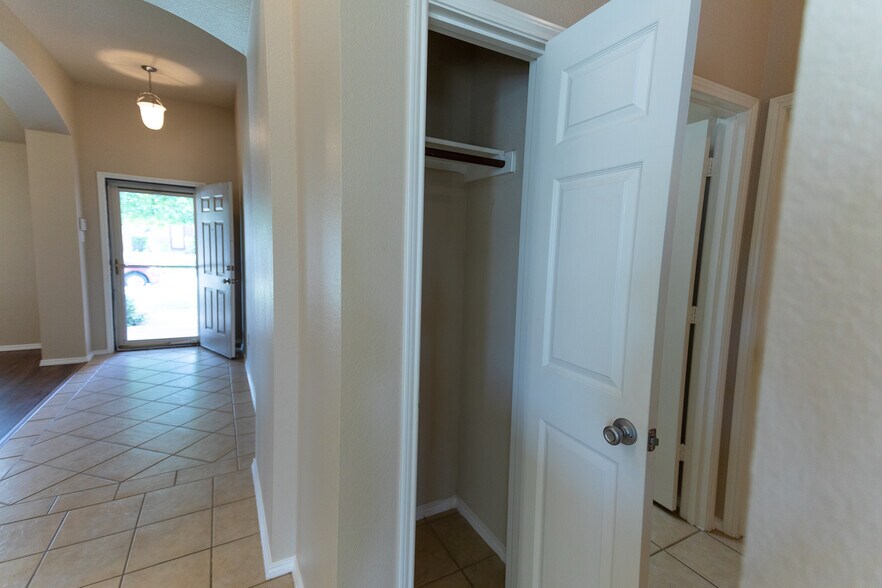 Entry Hall & Closet - 500 Promise Creek Drive