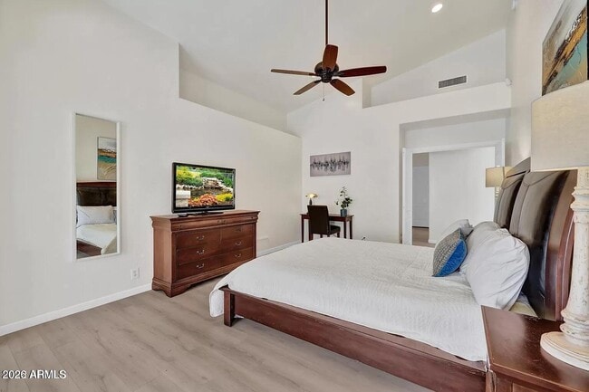 Building Photo - 5183 W Harrison St