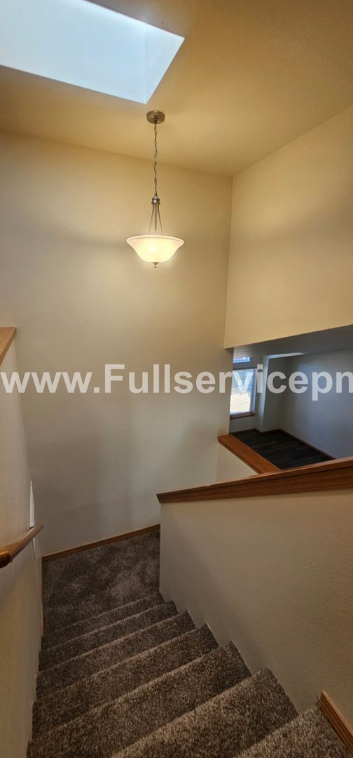Building Photo - 22607 SE 287th Pl
