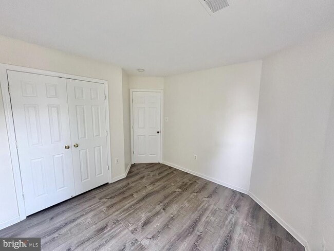 Building Photo - 8 Vargas Ct