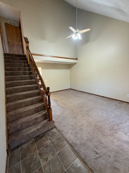 Building Photo - 109 Cora Dr