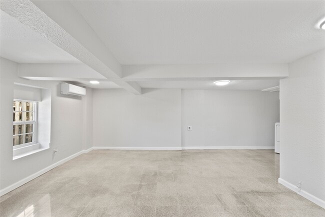 Building Photo - 2507 37th St