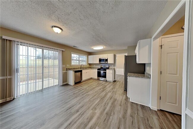 Building Photo - 241 Creel Chase NW