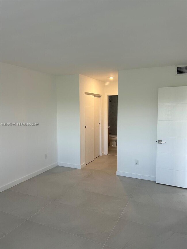 Building Photo - 7732 Camino Real
