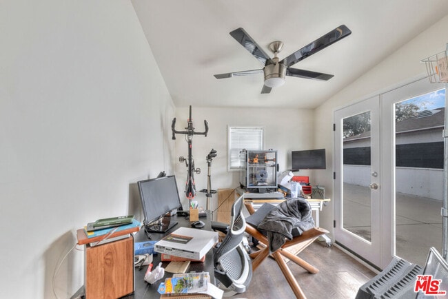 Building Photo - 4905 Coolidge Ave