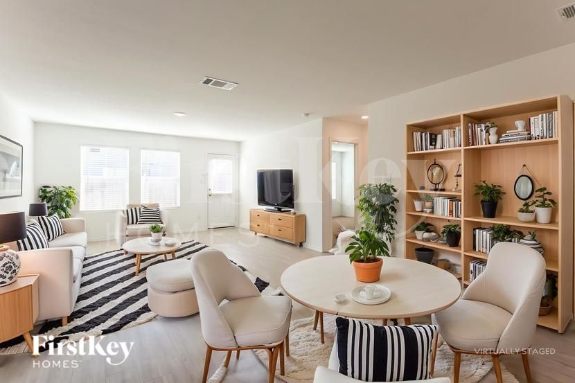 Building Photo - 5174 Fowler Crst