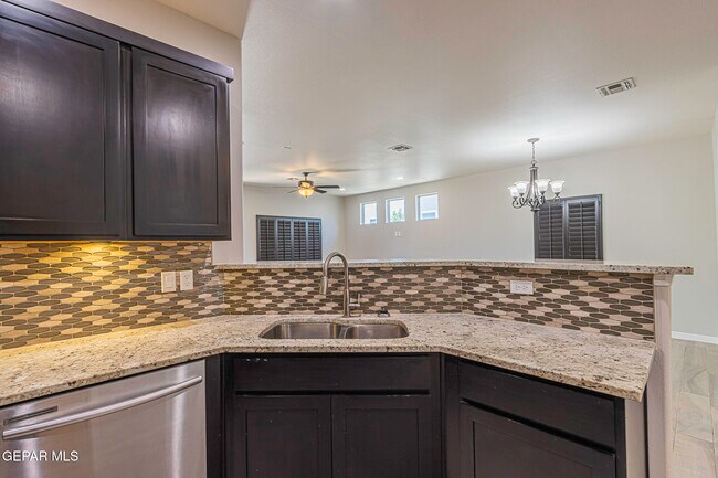 Building Photo - 14829 Oldenberg Ct