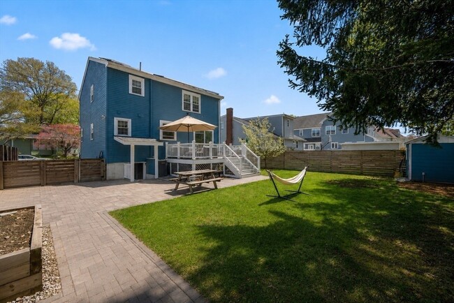 Building Photo - 59 Wyvern St