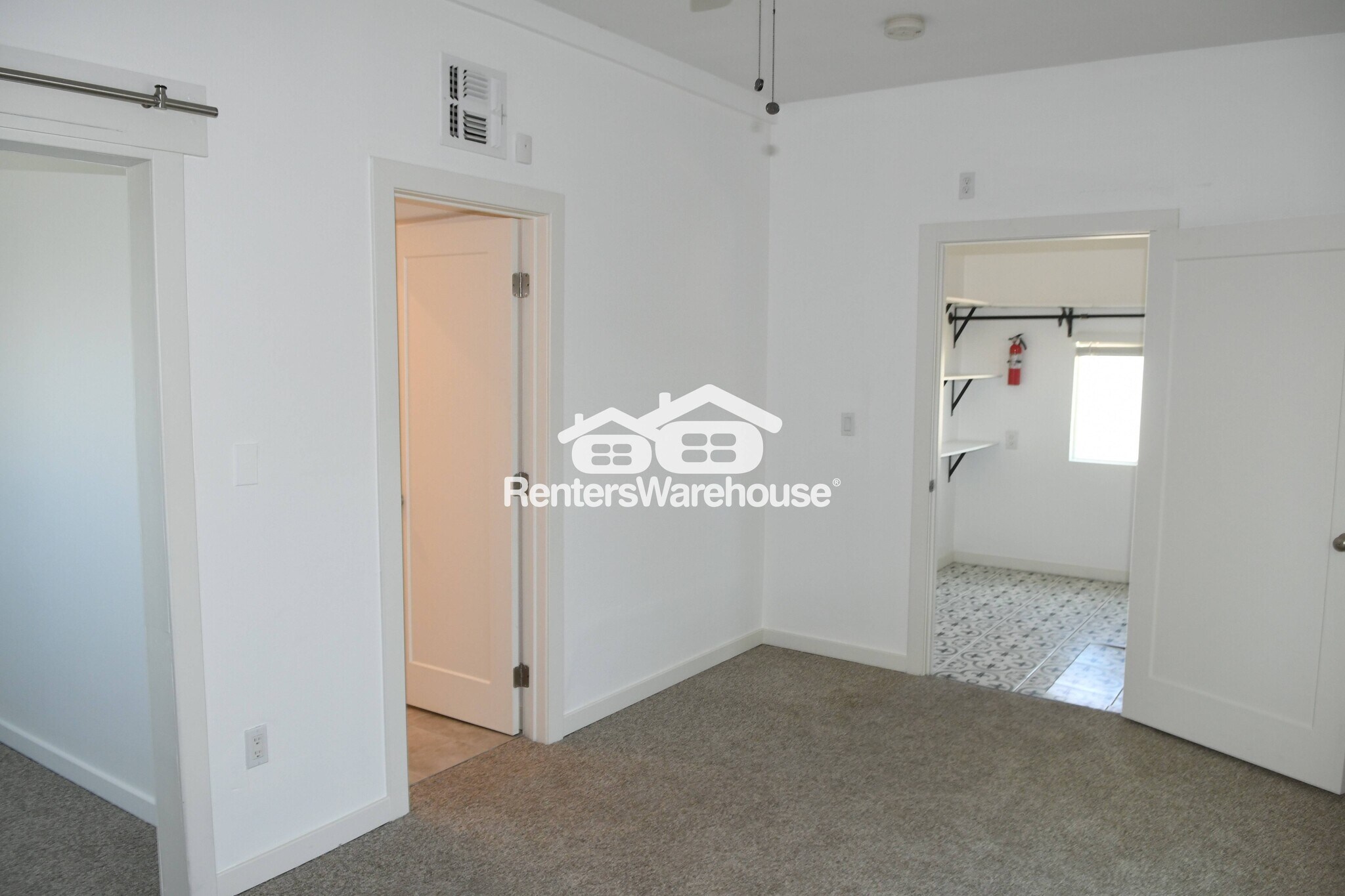 Building Photo - 357 N 15th St