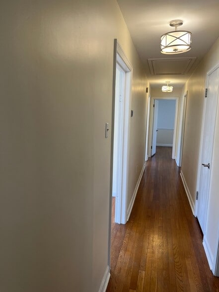 Building Photo - 169 PA-68