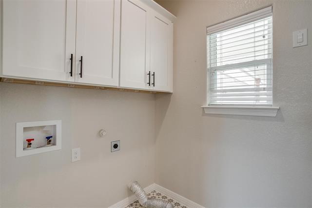 Building Photo - 620 Adeline Dr