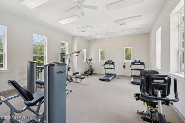 Building Photo - 633 Seville Pkwy