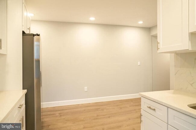 Building Photo - 6515 Torresdale Ave