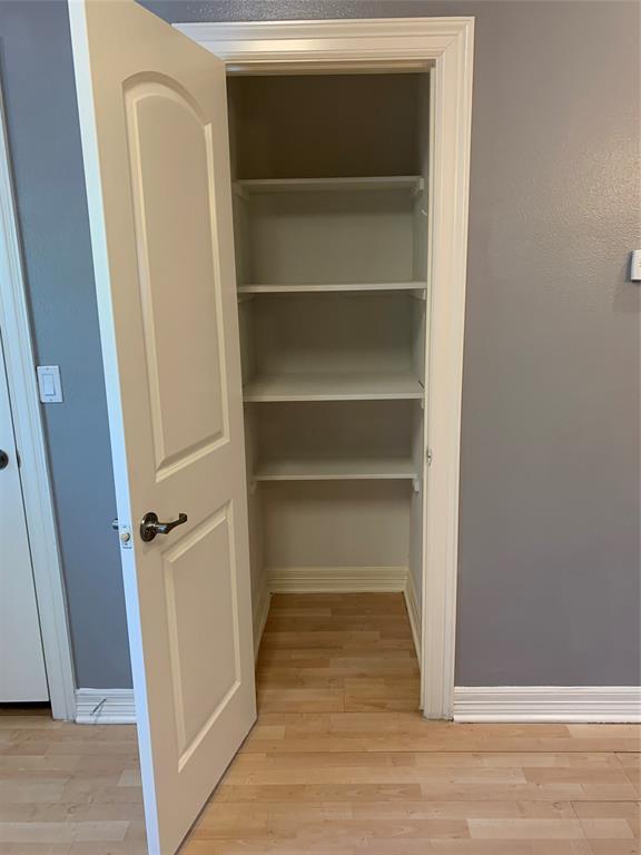 Building Photo - 3501 Chenevert St