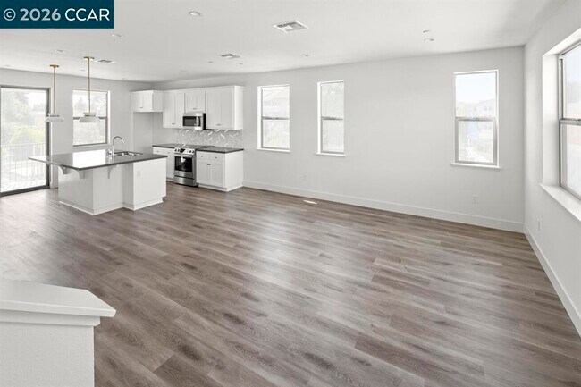 Building Photo - 2802 Chattleton Ln