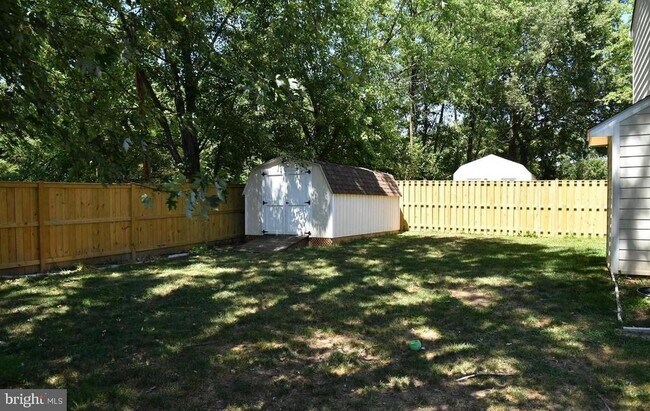 Building Photo - 12856 Fantasia Dr
