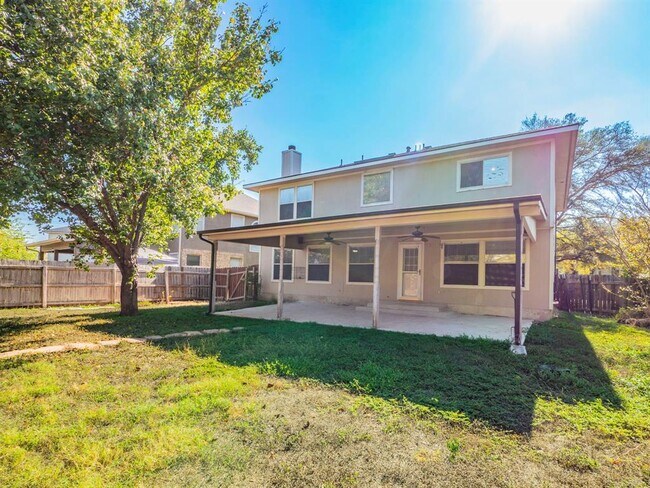 Building Photo - 2316 Logan Dr