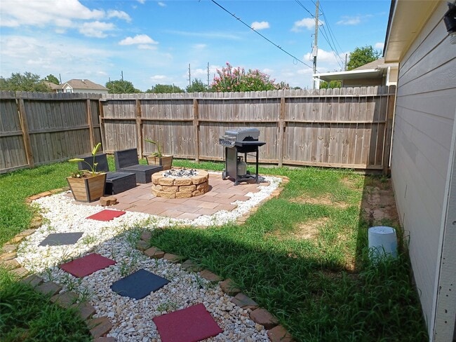 Building Photo - 20526 Patriot Park Ln