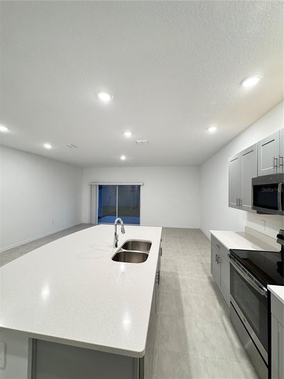 Building Photo - 1304 Drake Rdg Dr
