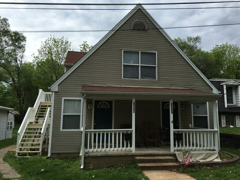 It would be the upstairs apartment, Largest one. - 1019 Vine St