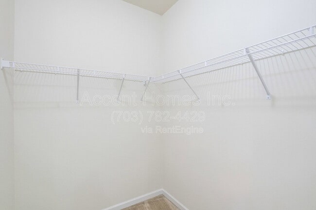 Building Photo - 8605 Sweet Rose Ct