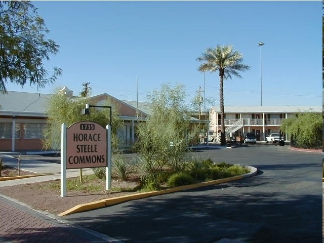Building Photo - Horace Steele Commons